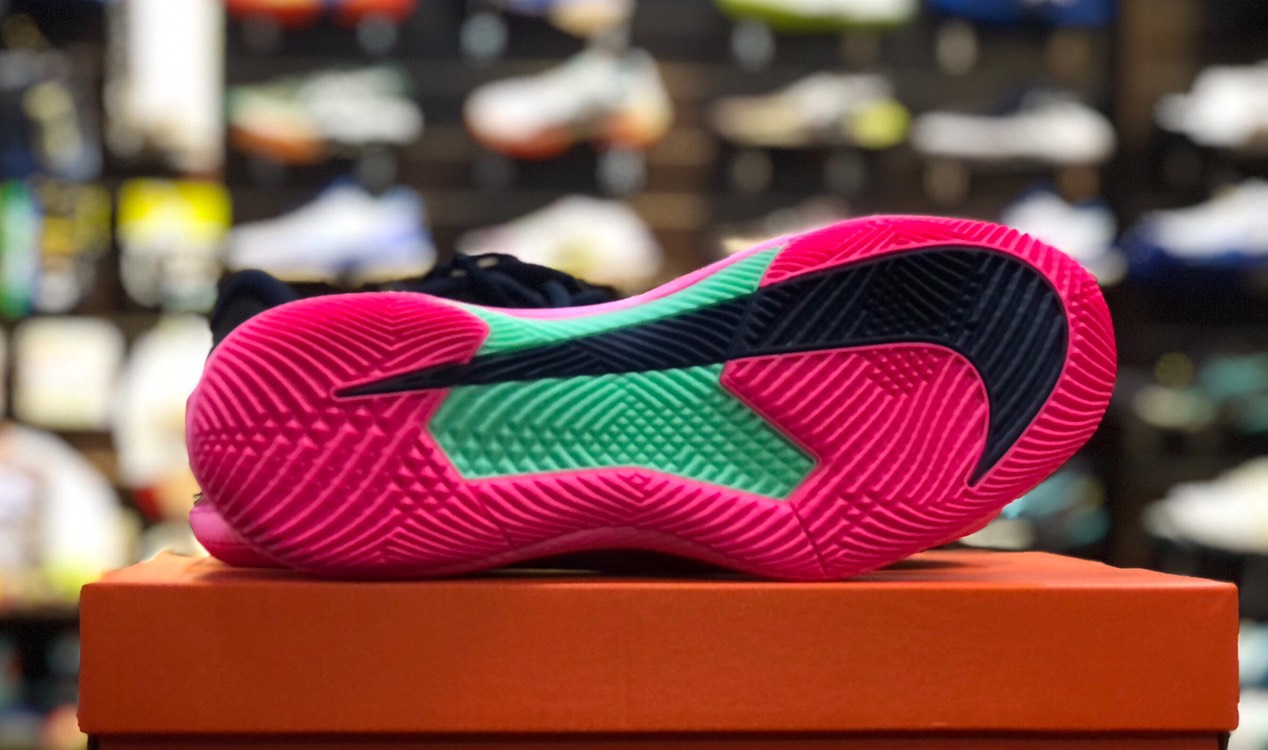 REVIEW GIÀY TENNIS NAM, NỮ NIKE ZOOM VAPOR PRO ĐẾ HỒNG